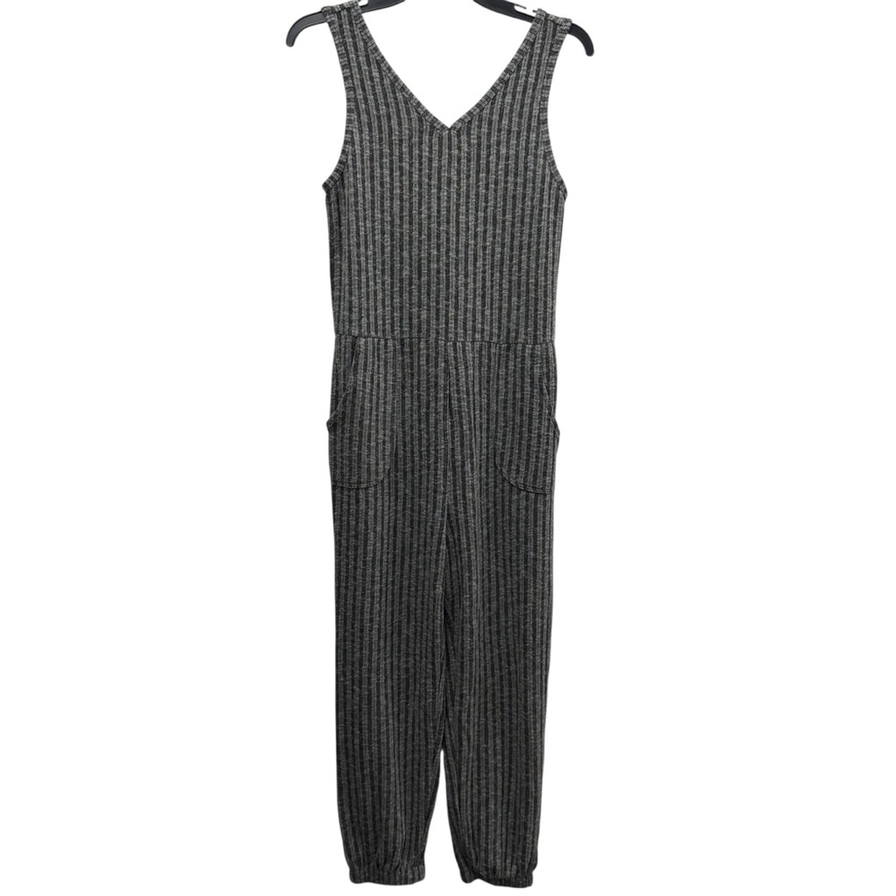 Art Class Gray Stripe Rib Knit Cropped Jumpsuit Girls XL 14 16 Pockets - Picture 1 of 10